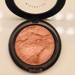MAC Mineralize Skinfinish Light Flush